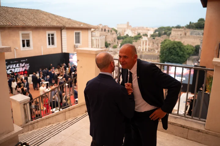 La terrazza e il contesto della città — Rally di Roma Capitale 2026